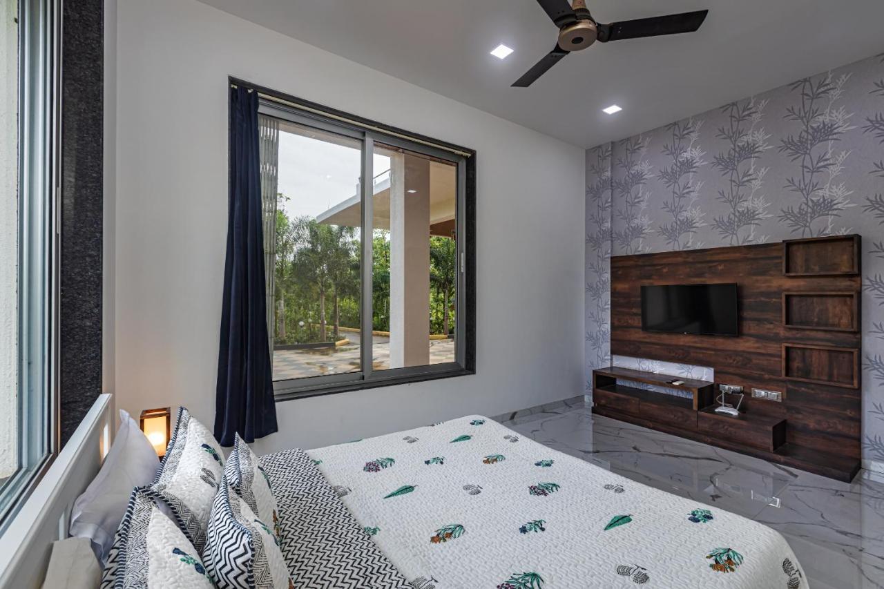 Saffronstays Odyssey, Karjat - 10 Acres Pet-Friendly Estate With Swimming Pool Chinchavli 外观 照片